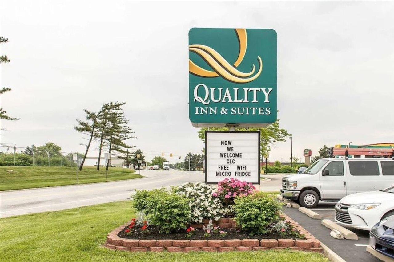 Quality Inn & Suites Columbus West - Hilliard Экстерьер фото